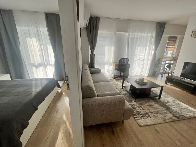 Fabrica de Glucoza- metrou Pipera, 2 camere+ parcare de inchiriat