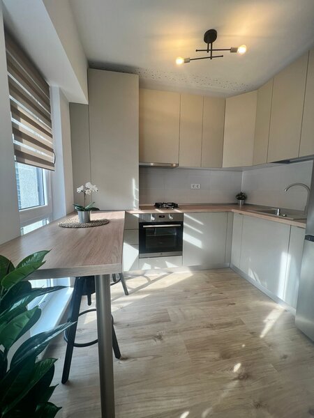 Fabrica de Glucoza- metrou Pipera, 2 camere+ parcare de inchiriat