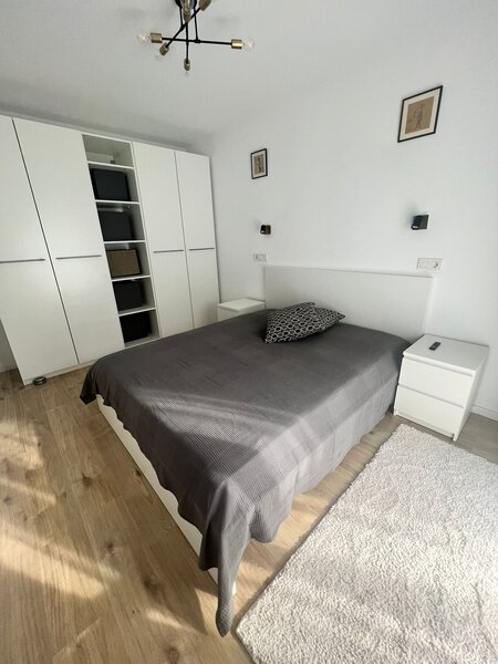 Fabrica de Glucoza- metrou Pipera, 2 camere+ parcare de inchiriat